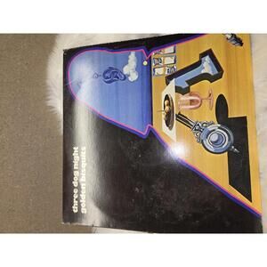 Three Dog Night - Golden Bisquits Vinyl Record